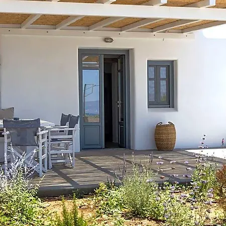 Archon Seaside Retreat 4* Naxos City